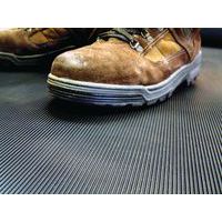 Industriële mat met gegroefd oppervlak - 10 × 1,2 m