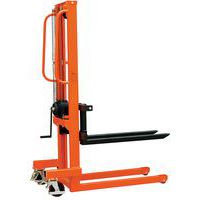 Stapelaar handbediend met zwengel 1000 kg hefhoogte 1500 mm