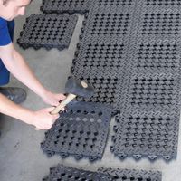 Antivermoeidheidsroostertegel Diamond Flek Lok™ van opengewerkt pvc - Notrax, foto 2 van 5