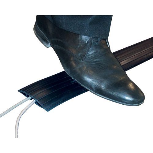 Kabeldoorvoer Basea Zwart huismerk kopen in de aanbieding